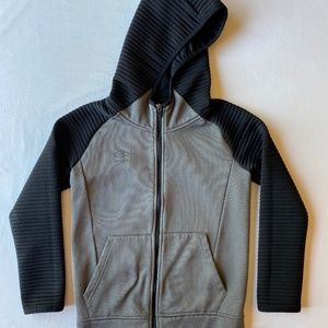 Umbro Boys Jacket With Hood Size 8/10
